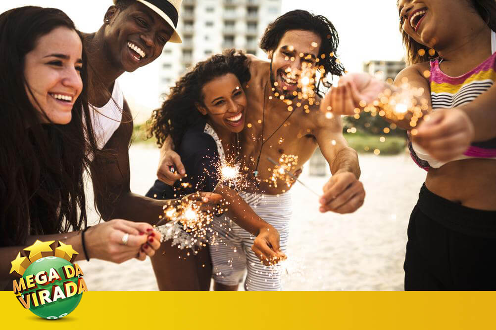 Números que mais saem na Mega da Virada Grupo de amigos celebra o prêmio da Mega da Virada, com aposta feita com números mais sorteados