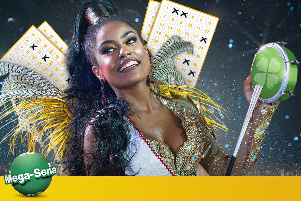 Mulher vestida para o carnaval toca o pandeiro e celebra a Mega Sena de Carnaval.