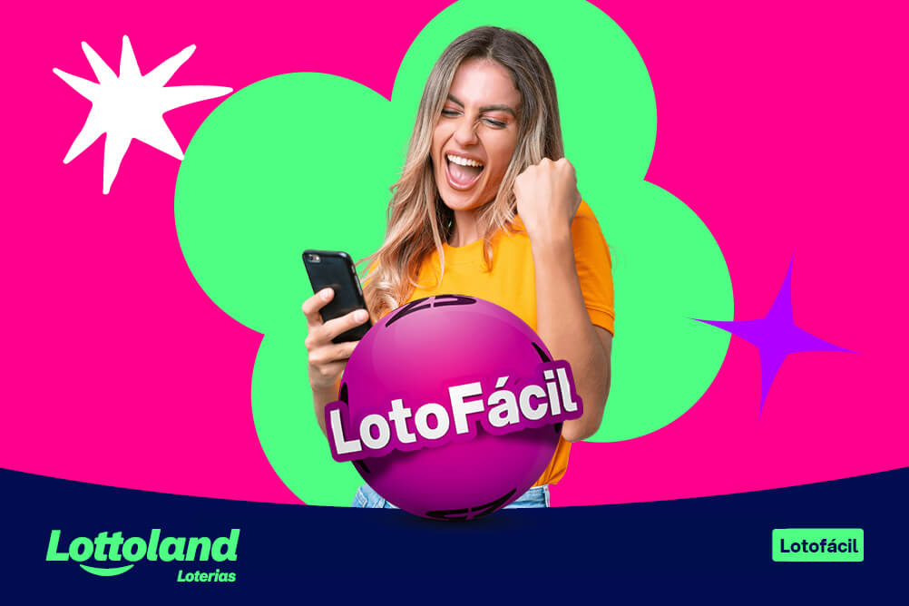 Mulher feliz depois de aprender como funciona a aposta da Lotofácil online.